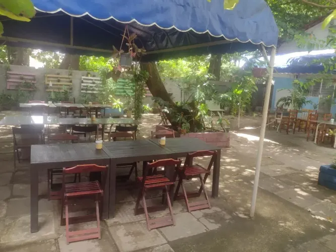 Repasse de restaurante possui 350 metros quadrados com 6 quartos em Casa Amarela - Recife