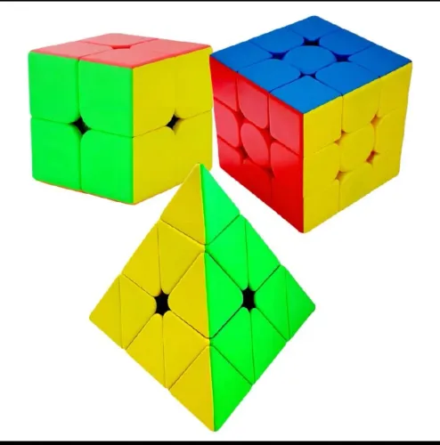 Cubo mágico kit 3x3 2x2 Pyraminx 35reais 
