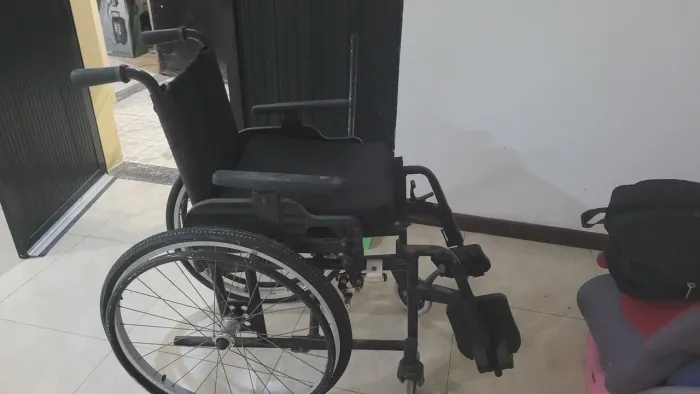 Vendo móveis conservados no preção!!!