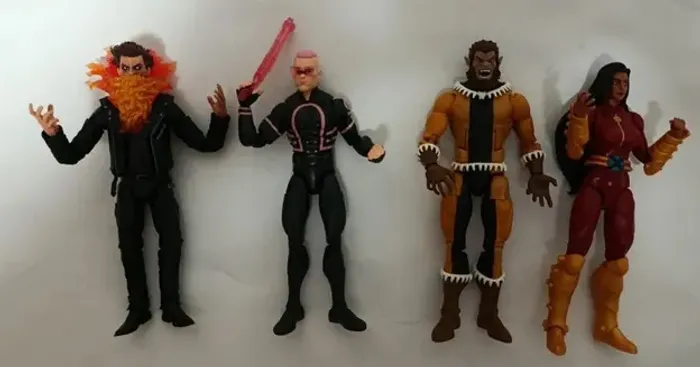 Lote Marvel Legends Wave Ch'od Figuras Açao Chamber,Kid Omega, Fang,Monet (SEM PEÇAS BAF