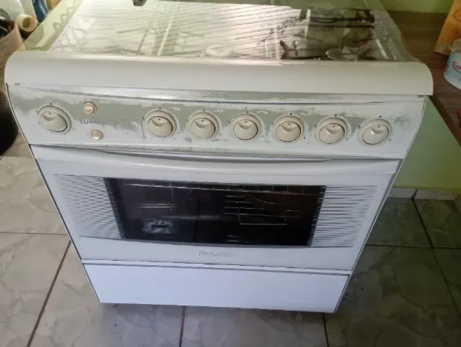 Fogão 6 bocas com Forno