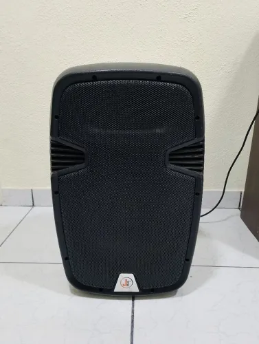 CAIXA AMPLIFICADA 300W J&F