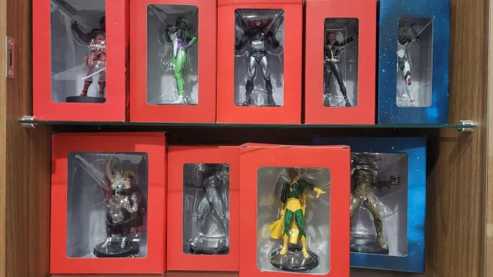 Conjunto Miniaturas Marvel Fact Files Eaglemoss