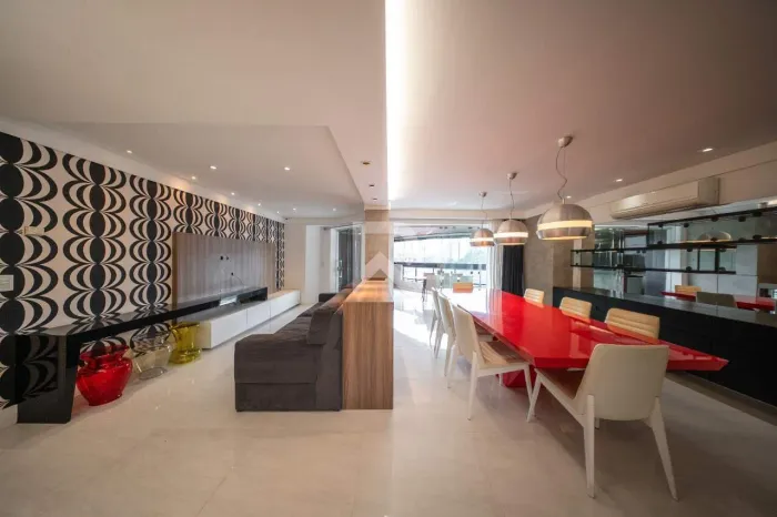Apartamento Mobiliado com 3 suítes e 350m2 para aluguel - Mossungue, Curitiba