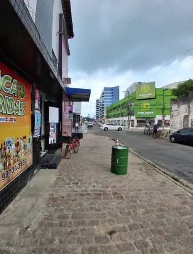 Imóvel para aluguel tem 15 metros quadrados em Pajuçara - Maceió - AL