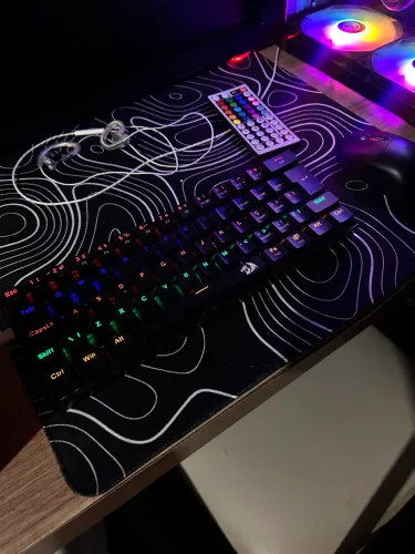 Teclado Mecânico Gamer Redragon 60% (ABNT2) - Excelente Estado