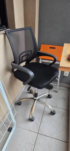Cadeira com extensão de altura