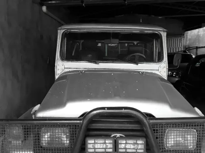 Toyota Band.Jipe Cap.de Aço Chas. Curto Diesel 1995