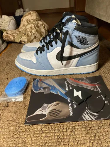 Nike Air Jordan 1 High University Blue 43