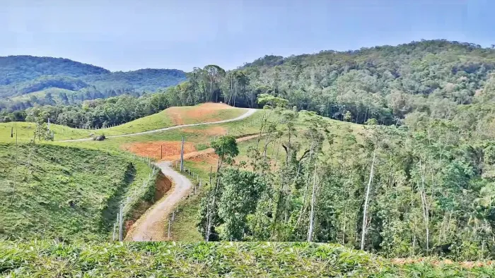 TERRENO com 24.217 m² - Barro Branco - São Pedro de Alcântara
