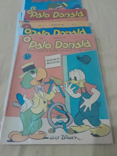 COLEÇÃO  DOS PRIMEIROS  EXEMPLARES DO O PATO DONALD.  PUBLICADO NO BRASIL