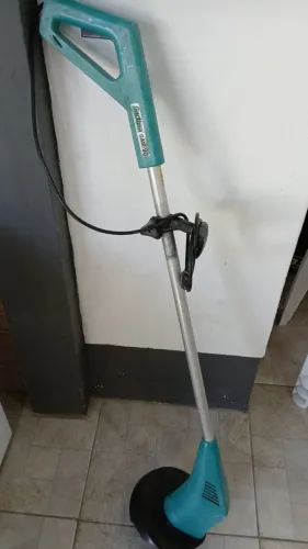 Aparador de grama 220v 
