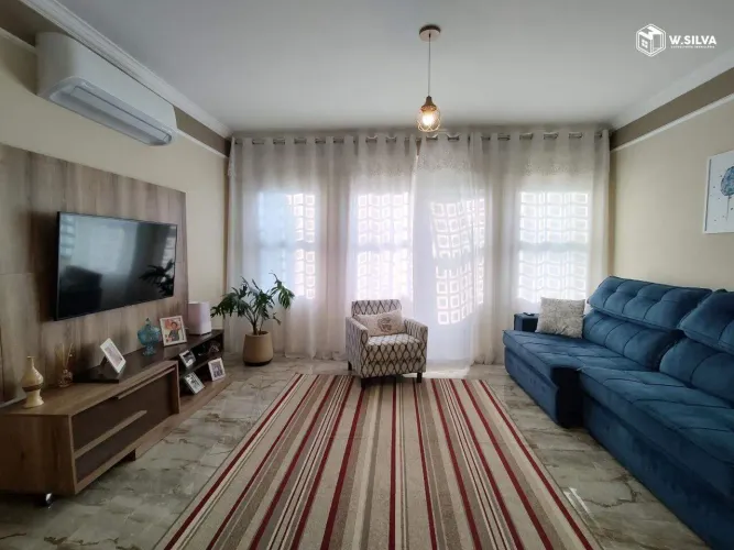 Casa Pronta para Morar: Pisos Novos, Planejados, Ar-Condicionado e Quintal Amplo bairro ar