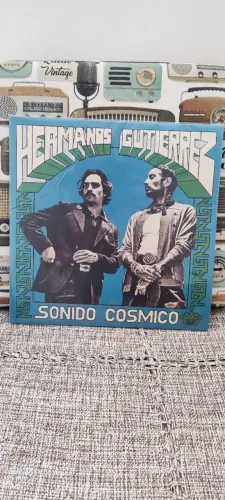 LP Hermanos Gutiérrez - Sonido Cósmico (2024) - Vinil Preto Importado