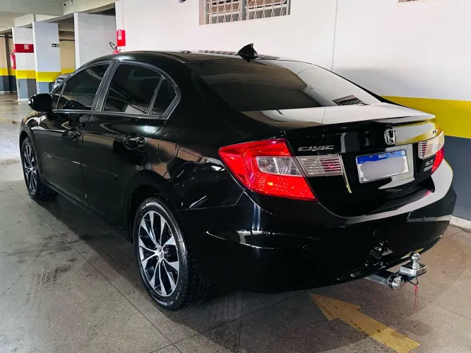 Honda Civic Sedan LXR 2.0 Flexone 16V Aut. 4P 2015