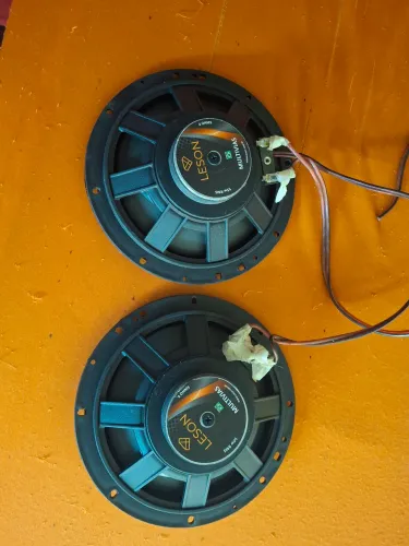 Vendo alto falantes 6 polegadas porta novos