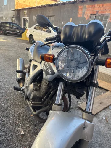 Vendo cbx Twister 250 barata