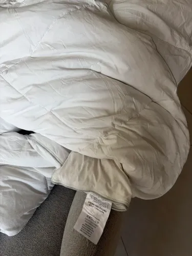 Edredon queen branco Toque de Pluma Tessi