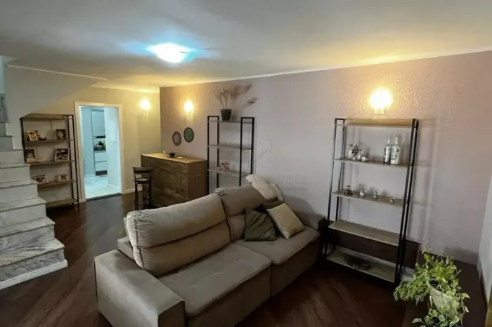 Sobrado com 03 dormitórios para locação, 240 m² na Vila Alpina - Santo André/SP