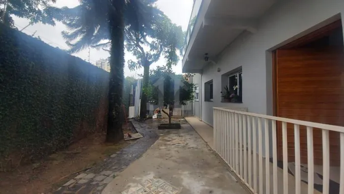 Sobrado para Venda em Mogi das Cruzes, Vila Oliveira, 3 dormitórios, 1 suíte, 4 banheiros,