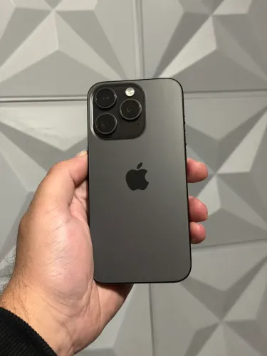 iPhone 15 pro preto 128 Gb 6 meses garantia