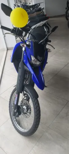 Lander 250cc muito nova!