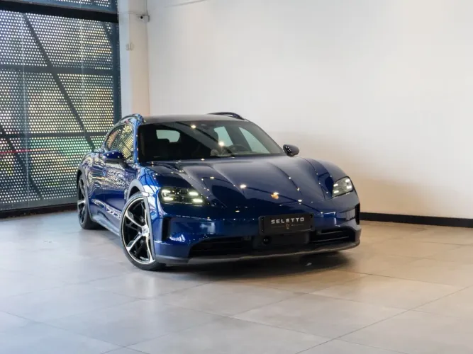 Porsche Taycan 4 Cross Turismo (elétrico) 2025