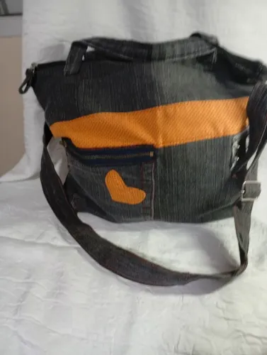 Linda bolsa em jeans
