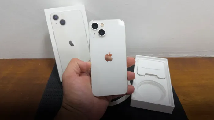 IPhone 13 128GB branco