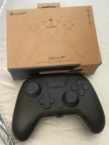 Controle GameSir T4 Nova Lite - Hall Effect (Anti-Drift) - Bluetooth/2.4G