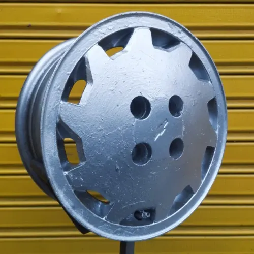 Roda Guidon GM Kadett Turin 13x5,5 4x100 Un