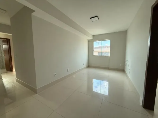 Apartamento com 2 quartos para Alugar - Centro