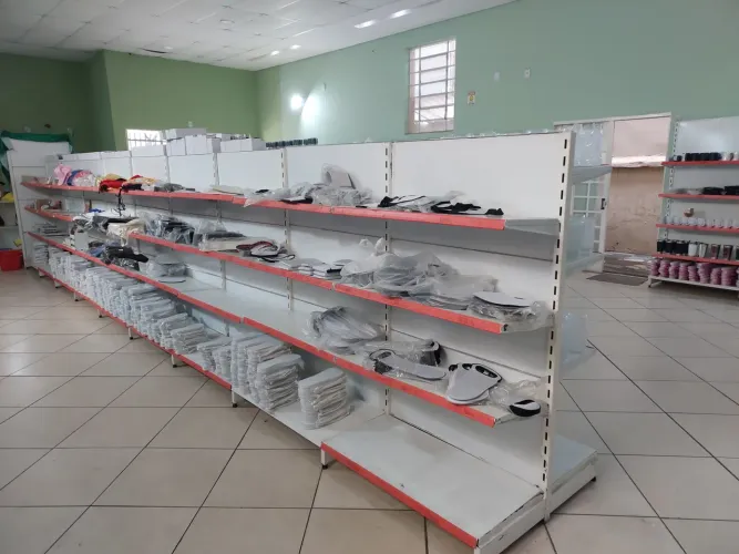 Gôndolas prateleiras de aço 