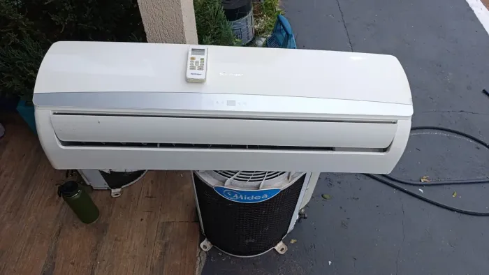 Ar Springer Midea 22k