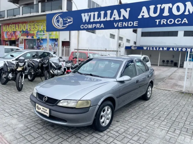 Chevrolet Vectra CD 2.2 16V / 2.0 16V Mec./aut. 1998