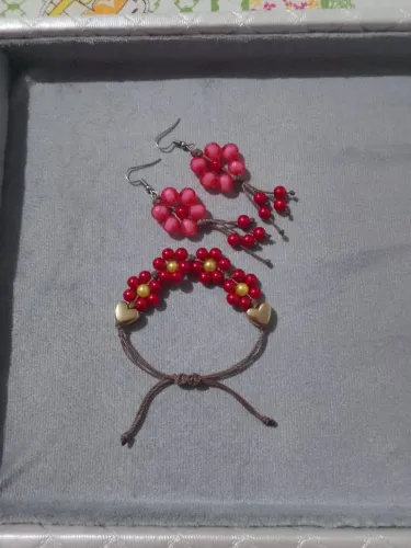 Conjunto acessórios Miçanga Boho Chic Flor Vermelha