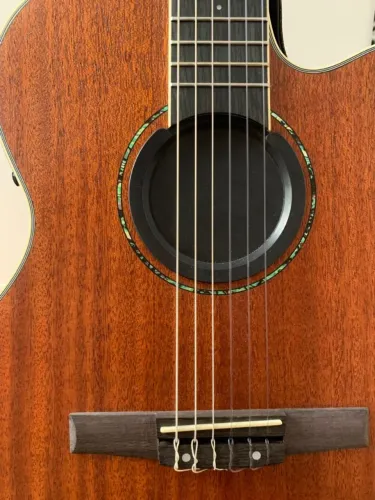 Violão Malibu