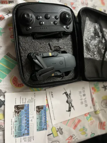 Drone dobrável Eachine E58