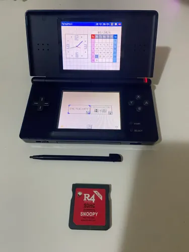 Nintendo Ds em perfeito estado com R4