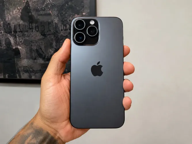 Iphone 15 pro Max 512gb titânio preto