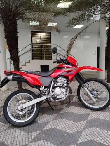 Vendo Tornado 250 moto muito conservada 