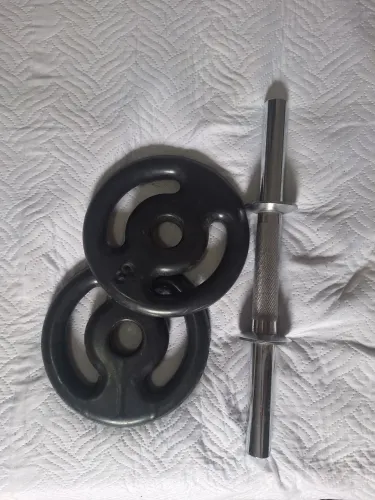 Barra de musculação+ duas anilhas de 3kg