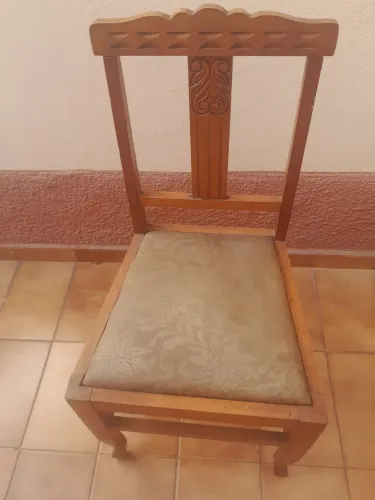 Cadeira Antiga