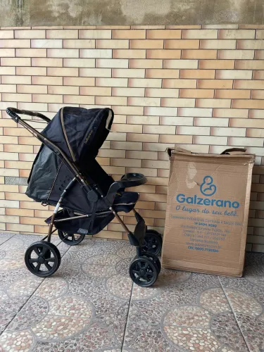Carrinho de bebê galzerano novo na caixa