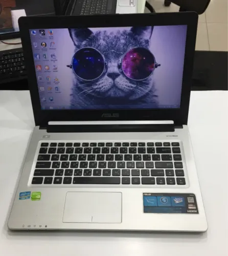 Asus i7 GeForce 740