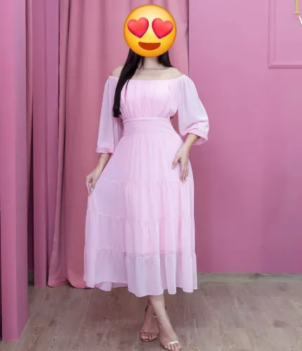 Vestido femenino em chiffon