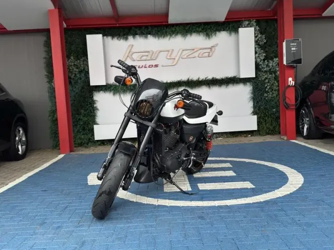 HARLEY-DAVIDSON XR 1200 SPORTSTER 2012