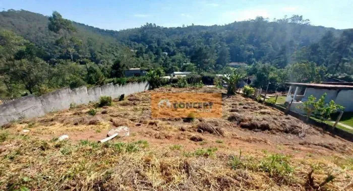 Terreno à venda, 1534 m² por R$ 220.000 - Clube dos Oficiais - Suzano/SP