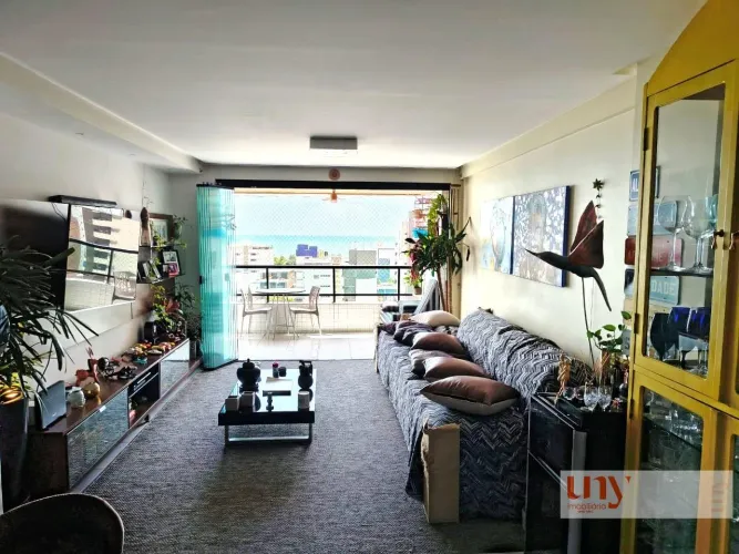 Apartamento com 3 suítes e vista para o mar no bairro de Manaíra