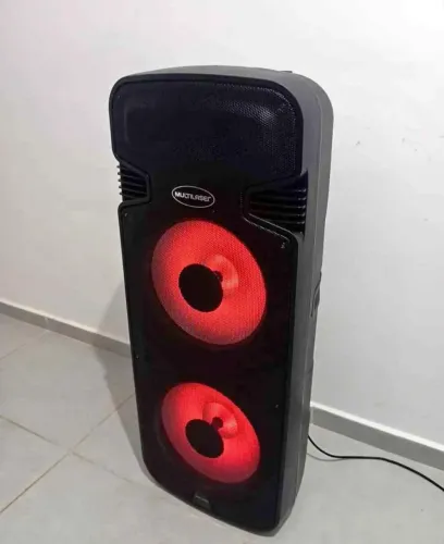 Caixa de som grande-com dois woofers de 15"